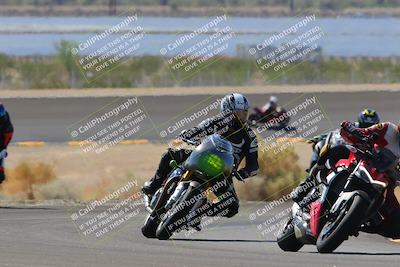 media/Oct-08-2022-SoCal Trackdays (Sat) [[1fc3beec89]]/Turn 14 (1050am)/